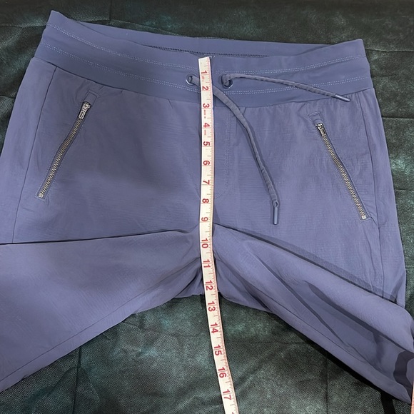 🔥ATHLETA Blue Jogger Pants with Zipper Pockets🔥 - Picture 4 of 7